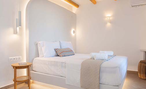 Deluxe suite at hotel Efrosini in sifnos