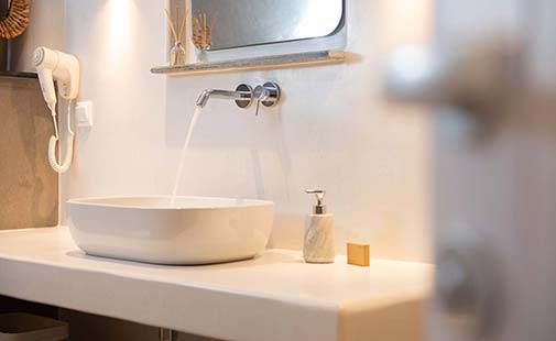 Modern bathroom at the deluxe suite
