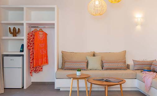 Deluxe suite at hotel Efrosini in sifnos