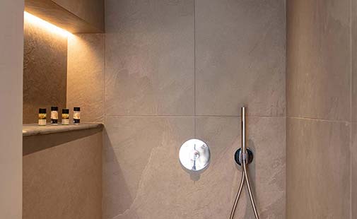 Modern bathroom at the deluxe suite