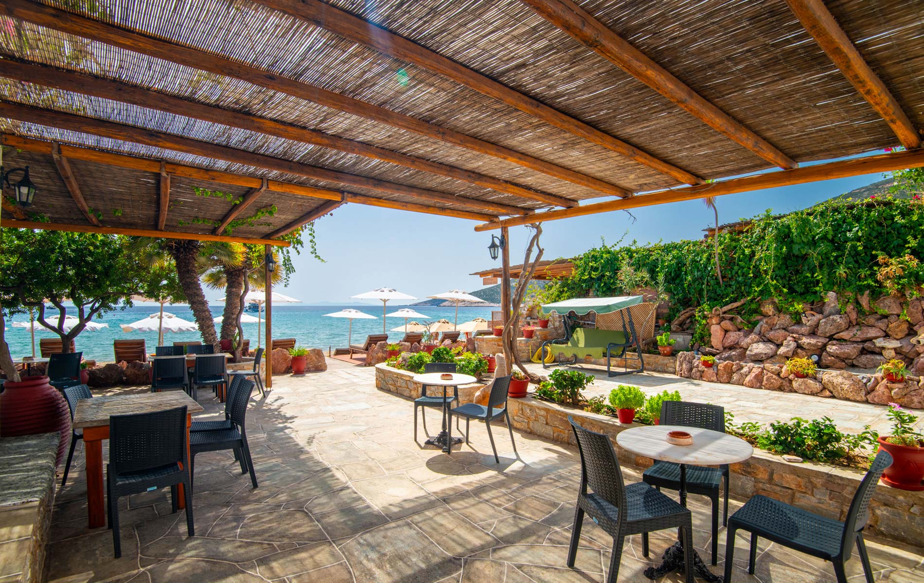 Le snack - bar de l'hôtel Efrosini à Sifnos